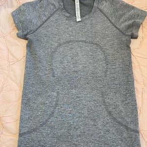 Lululemon Swiftly Tech Short Sleeve 2.0
